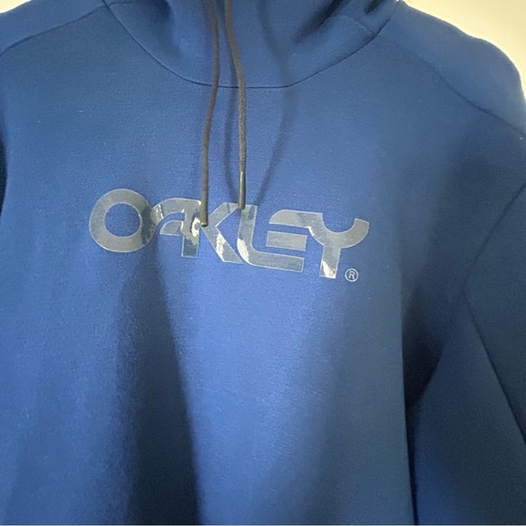 Oakley Men's B1B PO 2.0 Blue Hoodie - Picture 4 of 13
